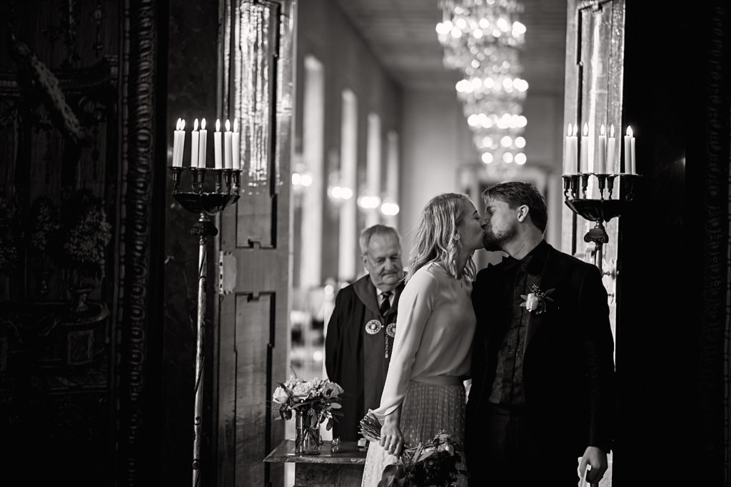 Brollop-stockholms-stadshus-fotograf-capra-pedersen