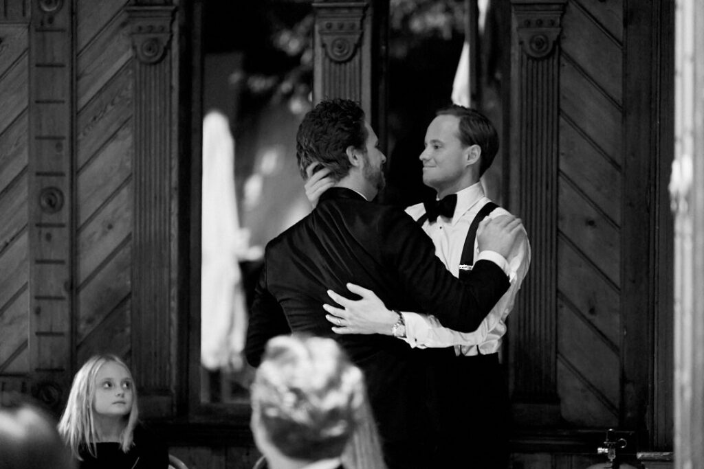 brollop-pa-carlshalls-gard-stockholm-brollopsfotograf-stockholm-sormland