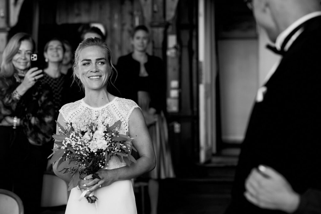 brollop-pa-carlshalls-gard-stockholm-brollopsfotograf-stockholm-sormland