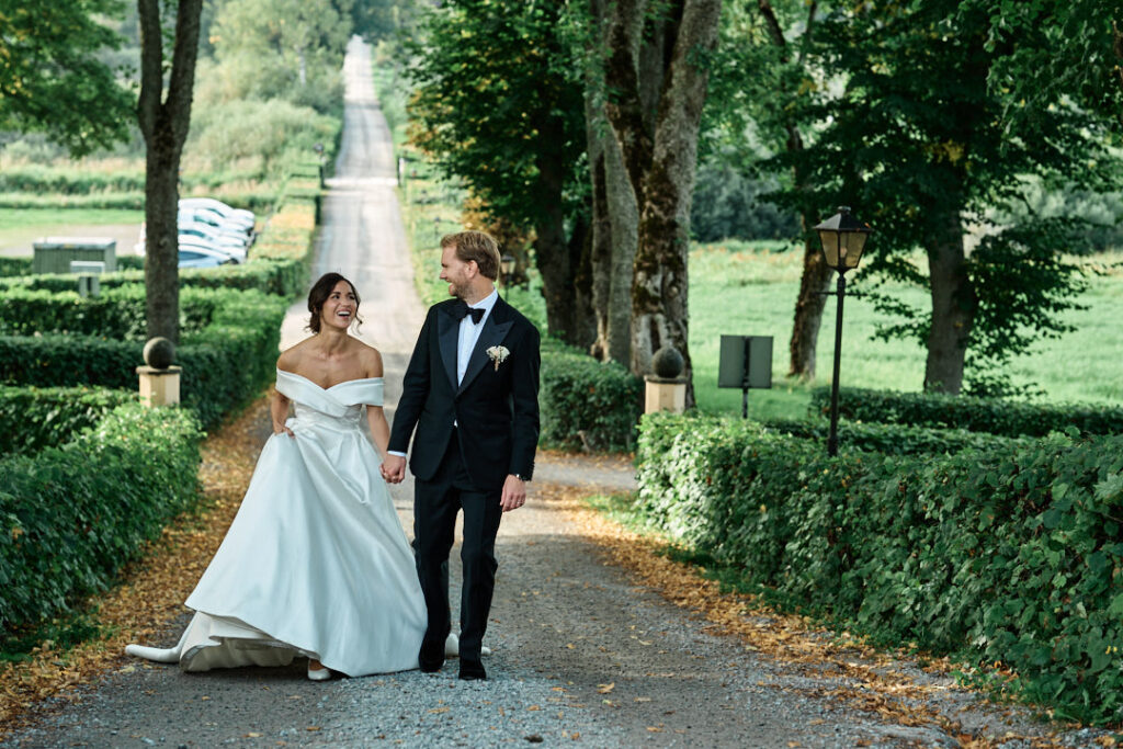 september-brollop-soderuna-fotograf-stockholm-sormland-capra-pedersen