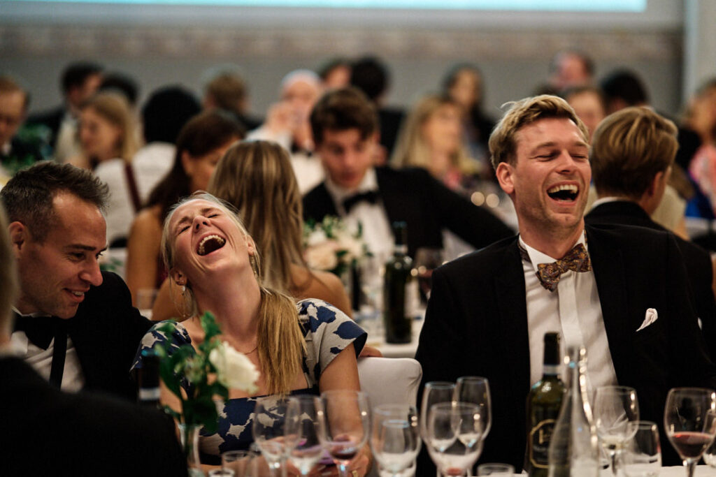 september-brollop-soderuna-fotograf-stockholm-sormland-capra-pedersen