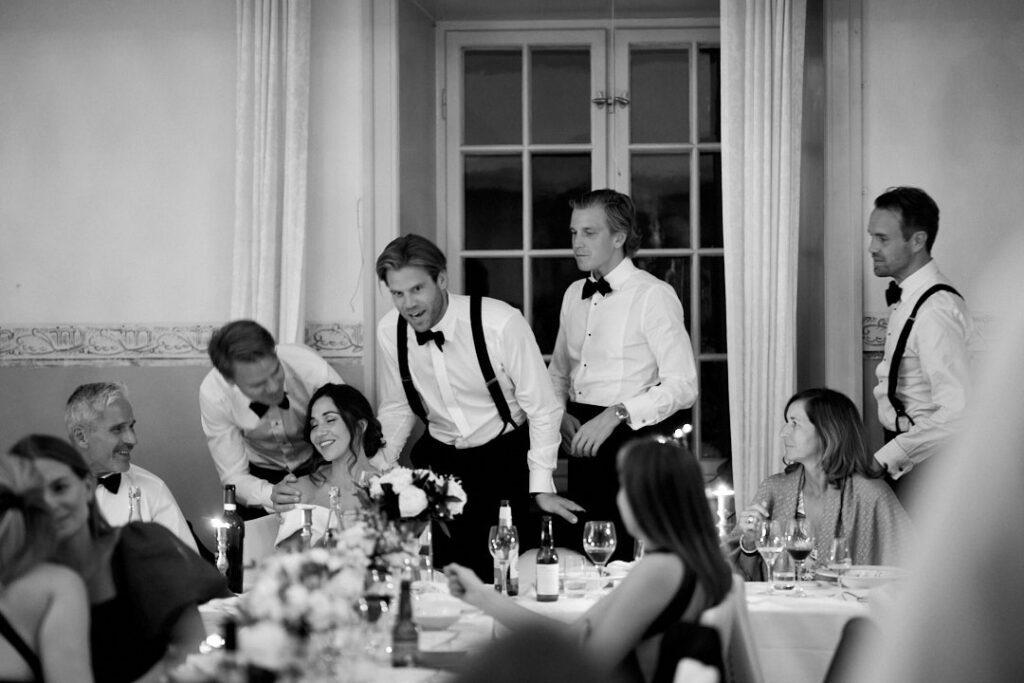 september-brollop-soderuna-fotograf-stockholm-sormland-capra-pedersen