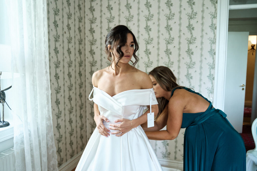 september-brollop-soderuna-fotograf-stockholm-sormland-capra-pedersen